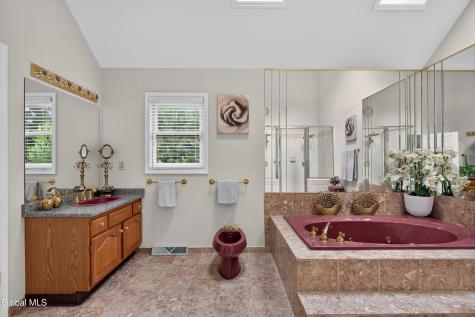 1 Milan Court Niskayuna NY 12309