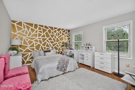 1 Milan Court Niskayuna NY 12309
