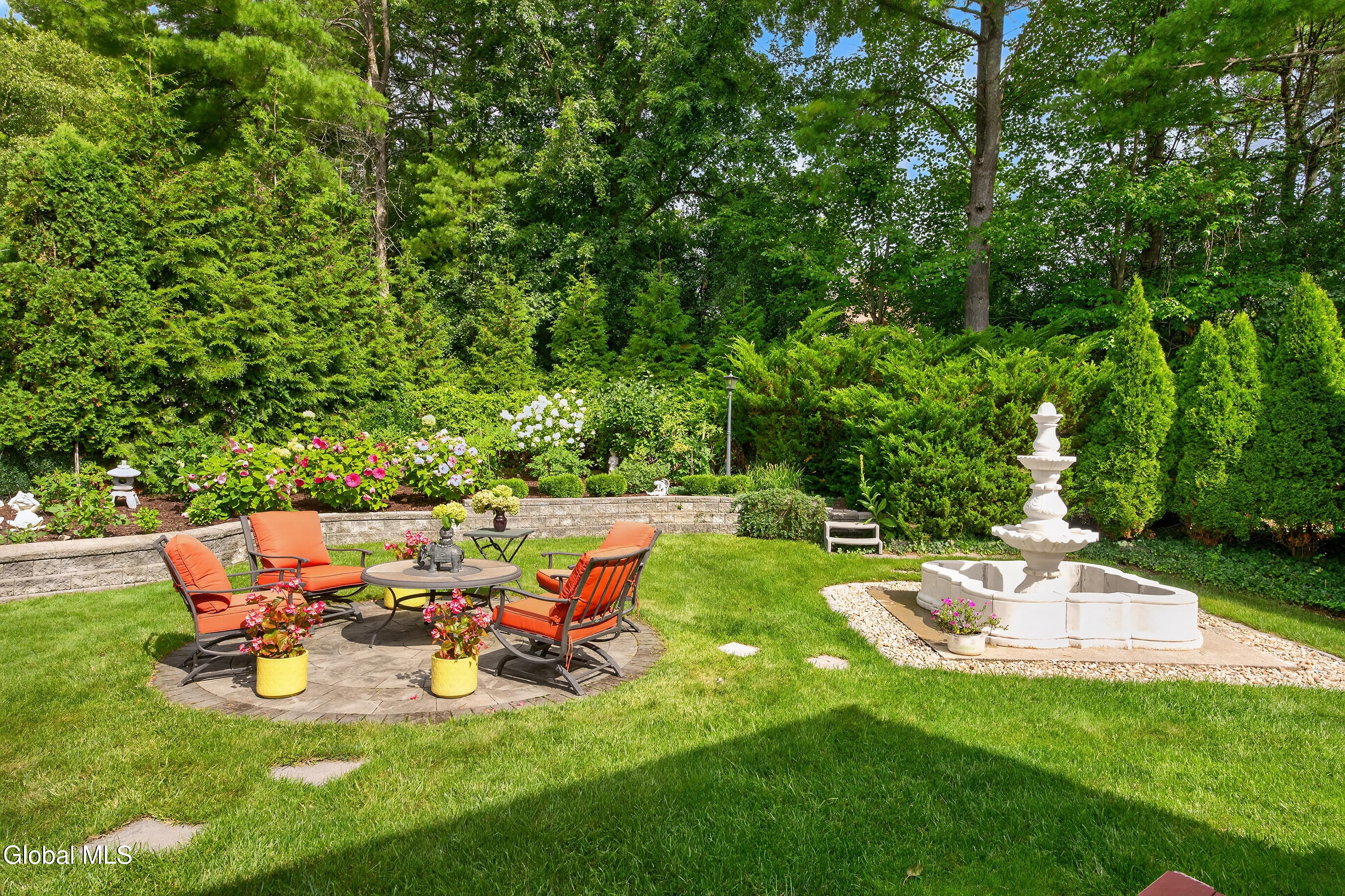 1 Milan Court Niskayuna NY 12309