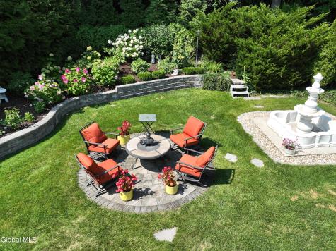 1 Milan Court Niskayuna NY 12309