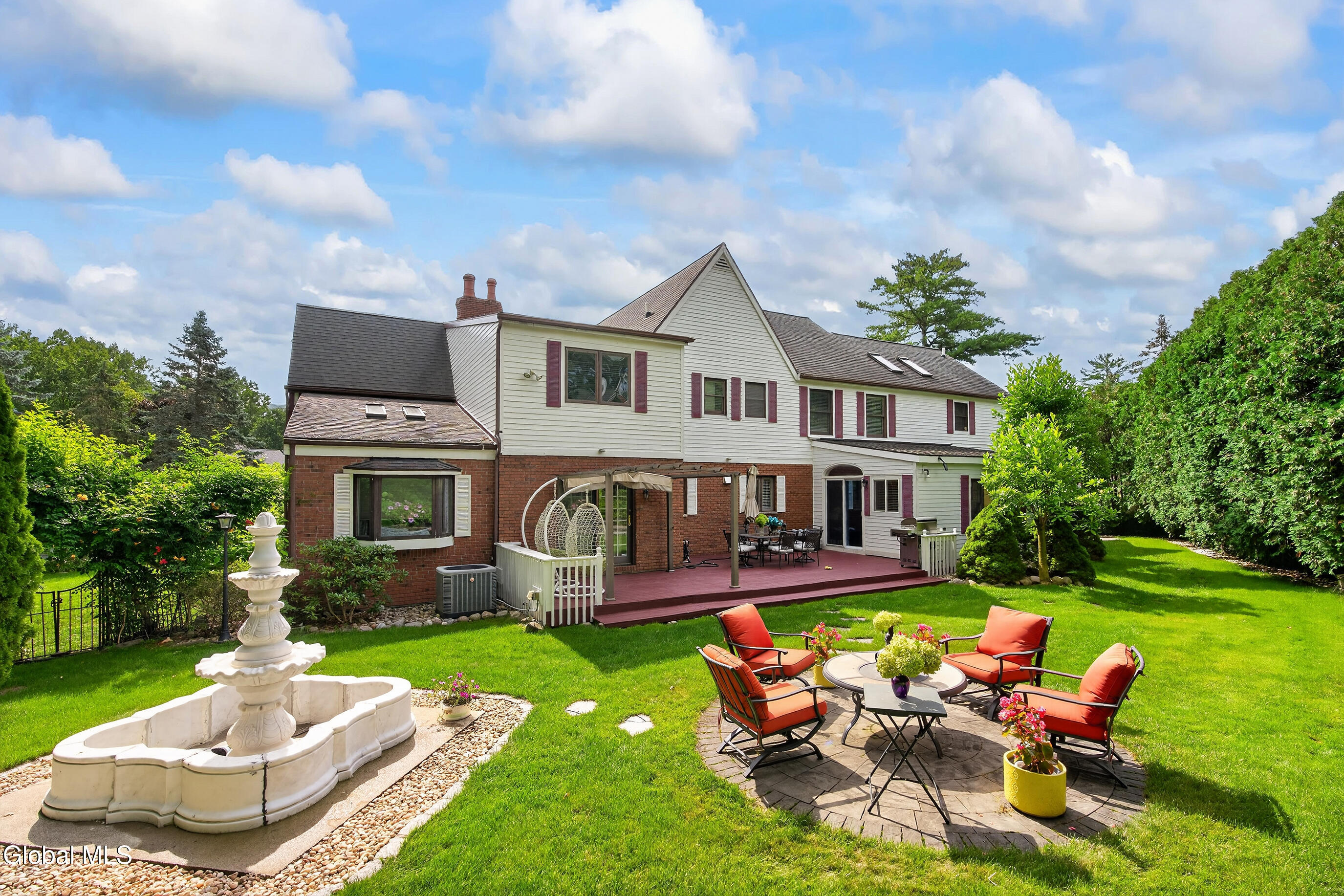 1 Milan Court Niskayuna NY 12309