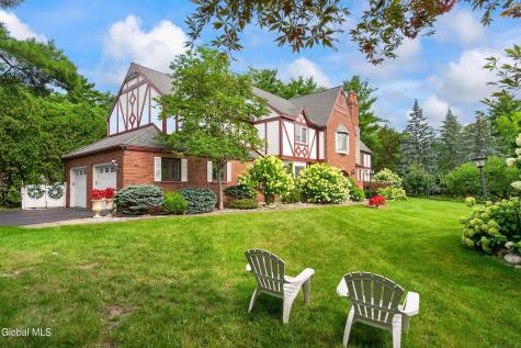 1 Milan Court Niskayuna NY 12309