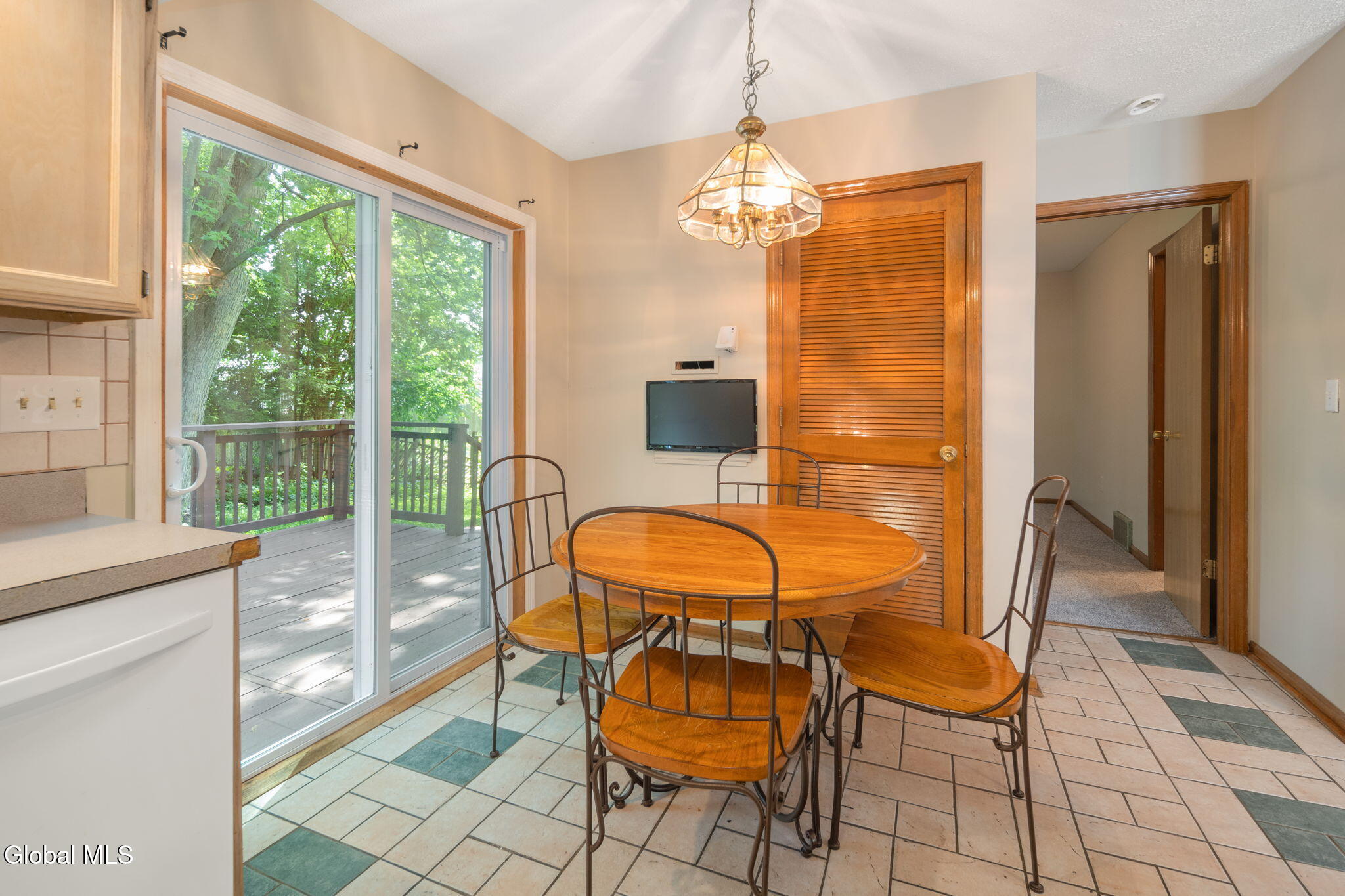 1407 Chestnut Street Watervliet NY 12189