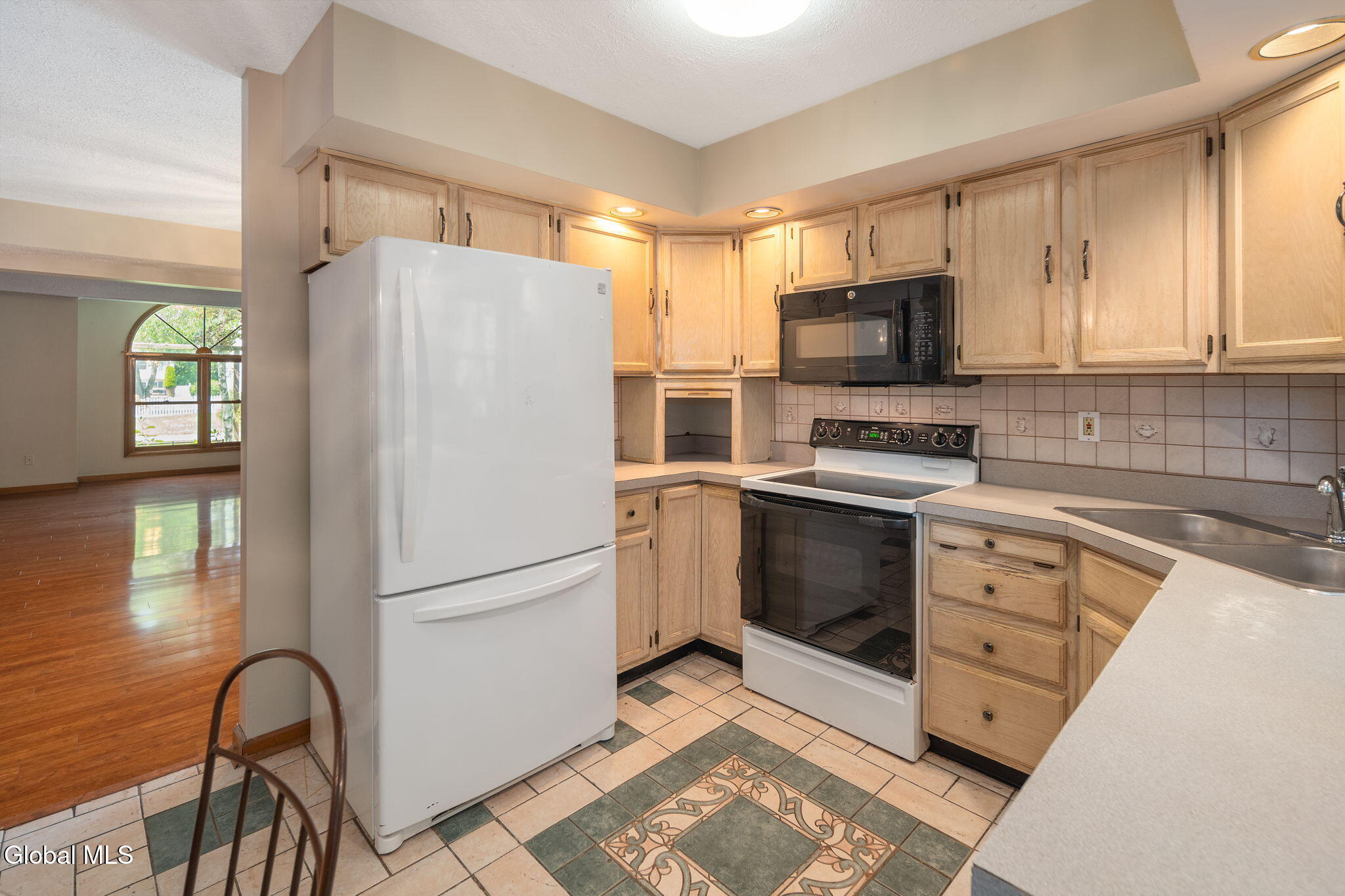 1407 Chestnut Street Watervliet NY 12189
