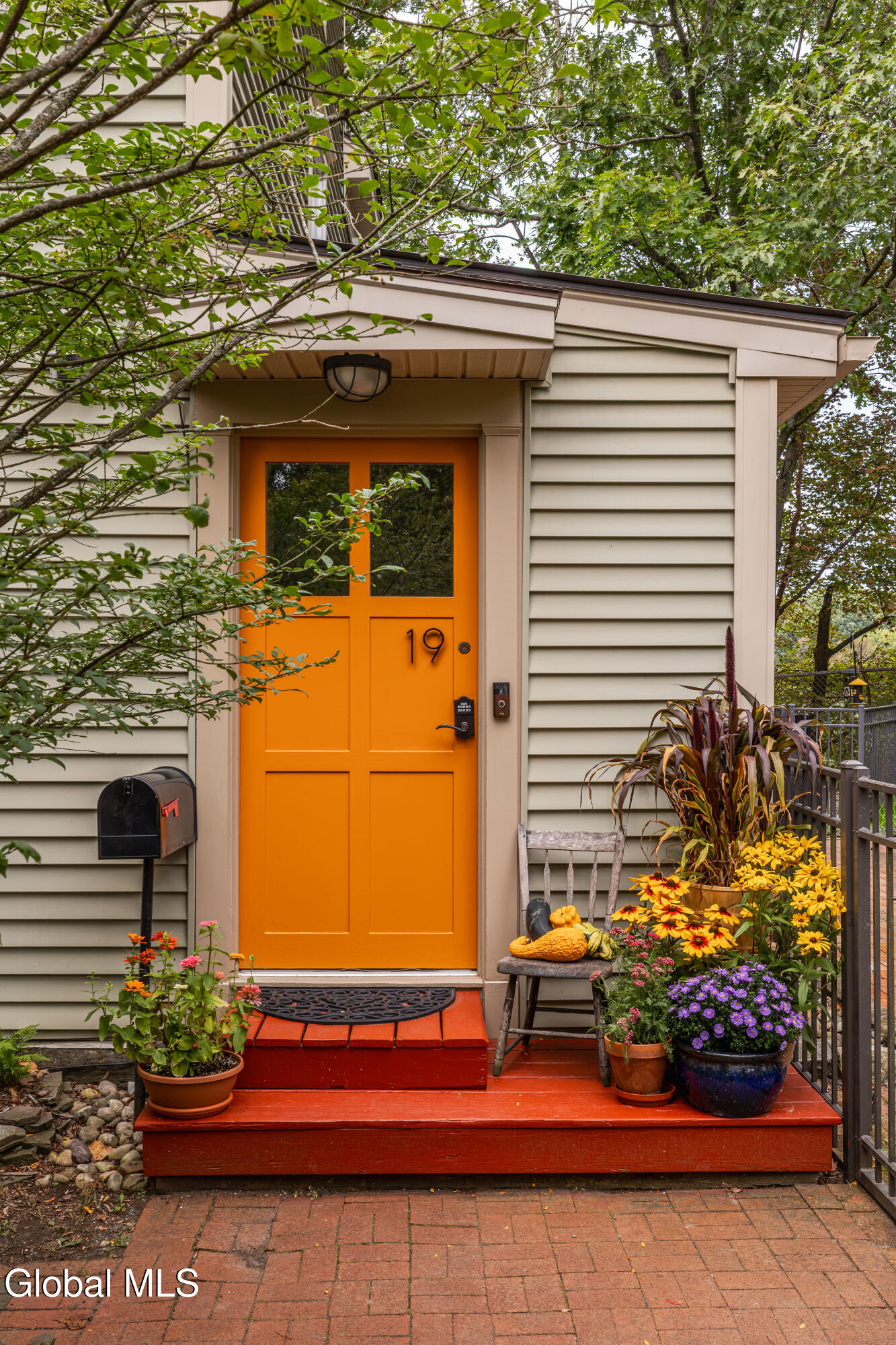 19 Linden Avenue Troy NY 12180