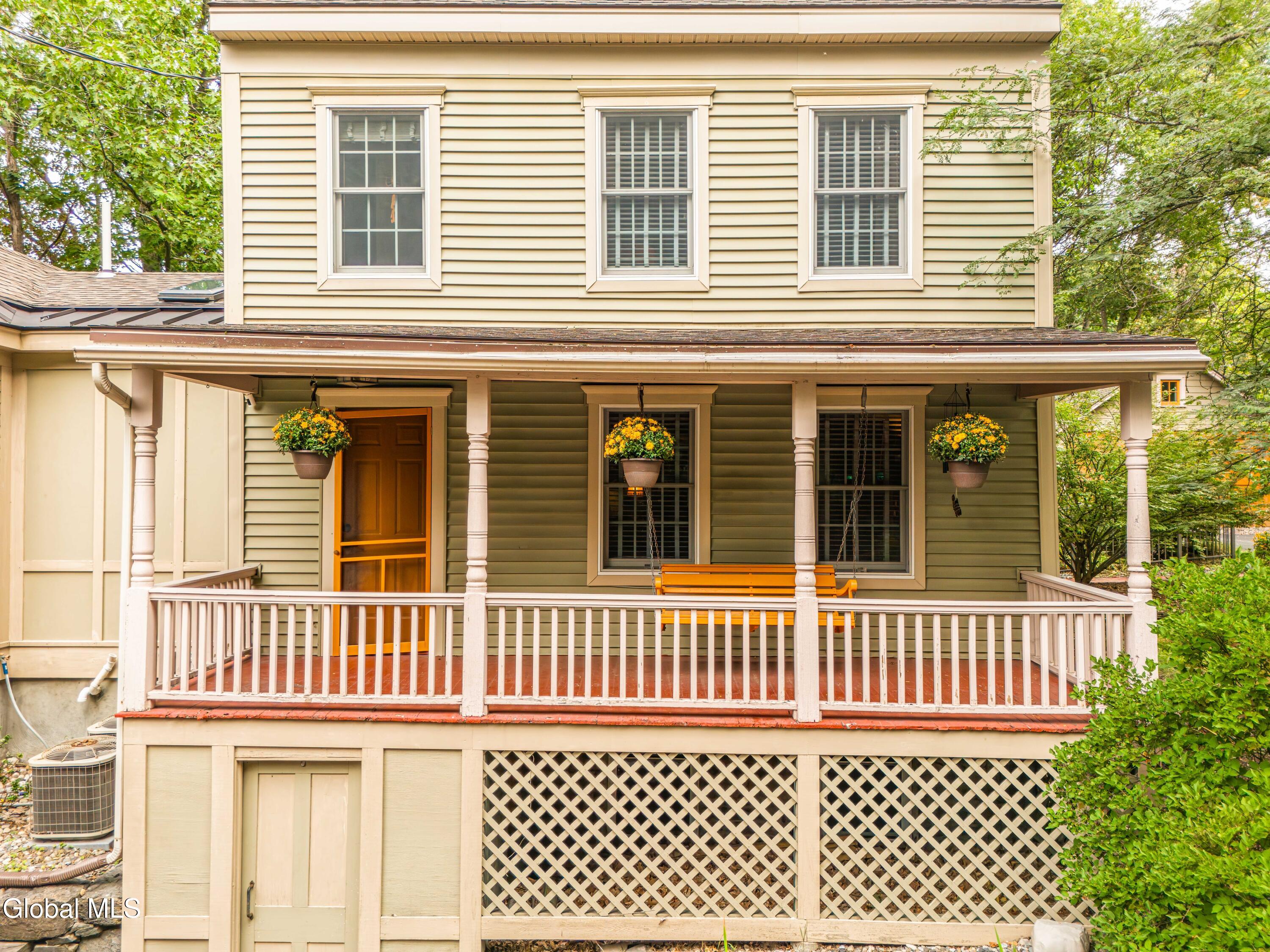 19 Linden Avenue Troy NY 12180