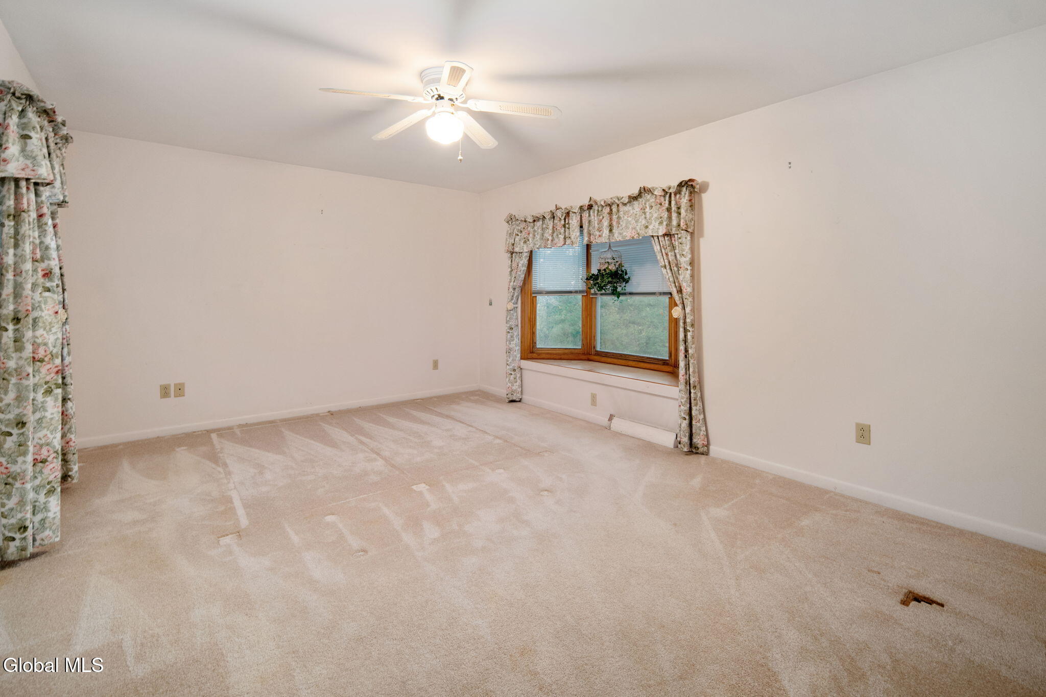 1237 Old Trail Road Fonda NY 12068