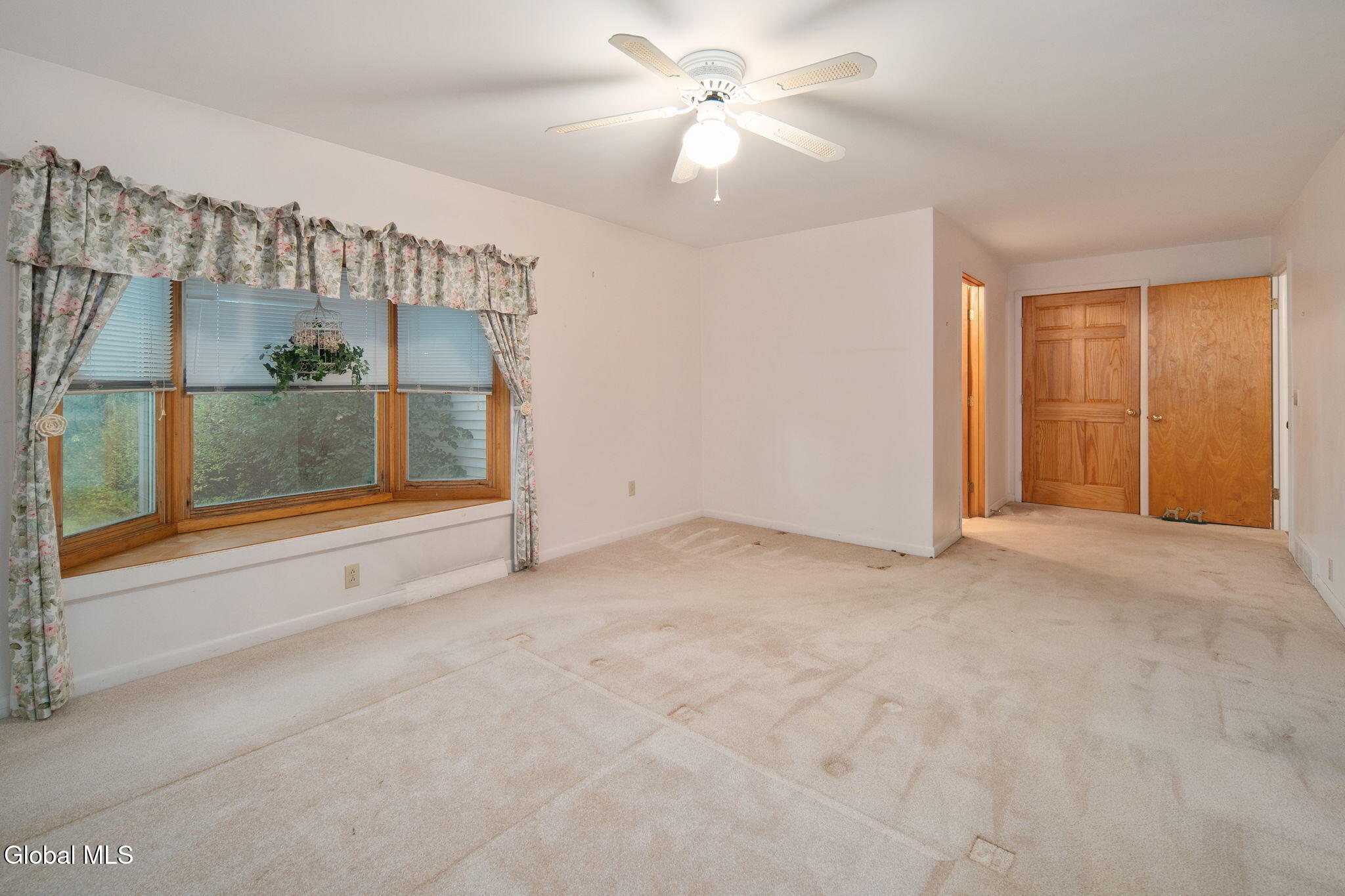 1237 Old Trail Road Fonda NY 12068