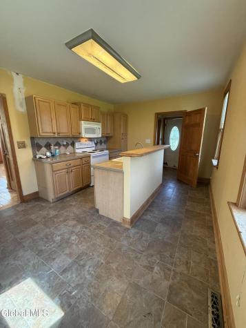 5827 State Highway 30 Amsterdam NY 12010