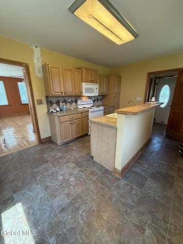 5827 State Highway 30 Amsterdam NY 12010