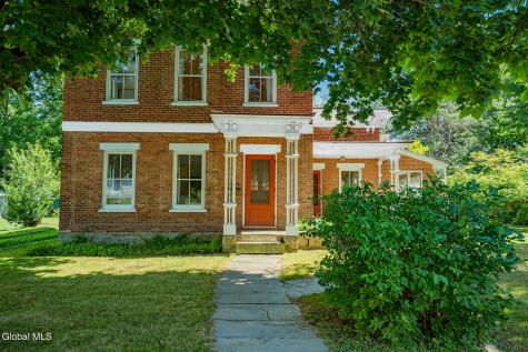 8 North Park Street Cambridge NY 12816