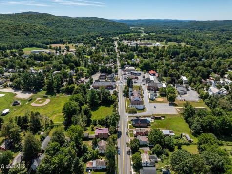 8 North Park Street Cambridge NY 12816