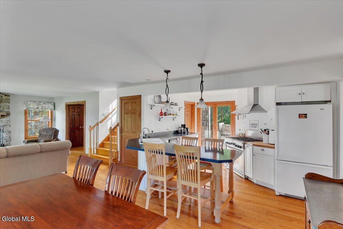 2412 New York 43 Averill Park NY 12018
