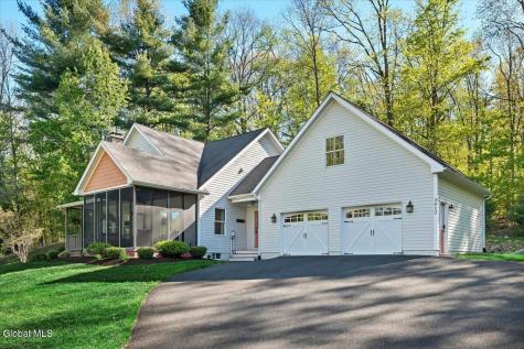 2412 New York 43 Averill Park NY 12018