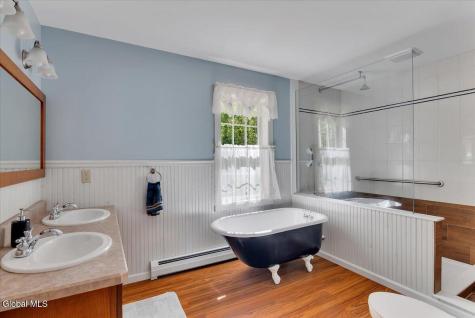 2412 New York 43 Averill Park NY 12018