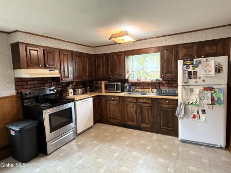 15 2nd Avenue Whitehall NY 12887