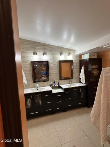 1505 U.s. 20 New Lebanon NY 12125