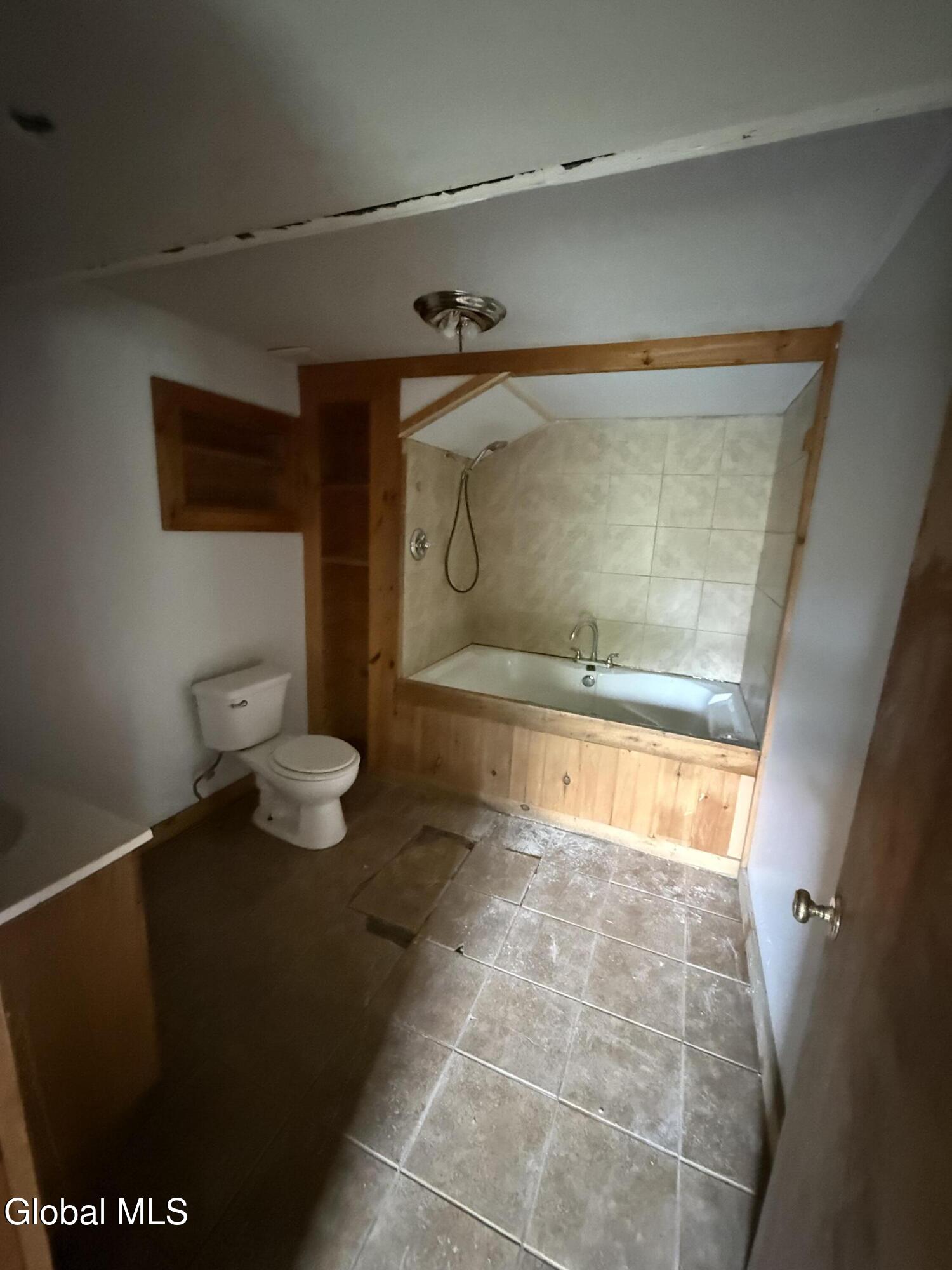 29 Burgoyne Road Ticonderoga NY 12883