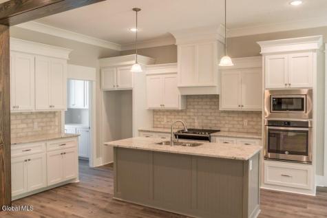 20 Hidden Pond Way Gansevoort NY 12831