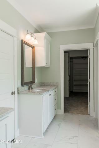 20 Hidden Pond Way Gansevoort NY 12831