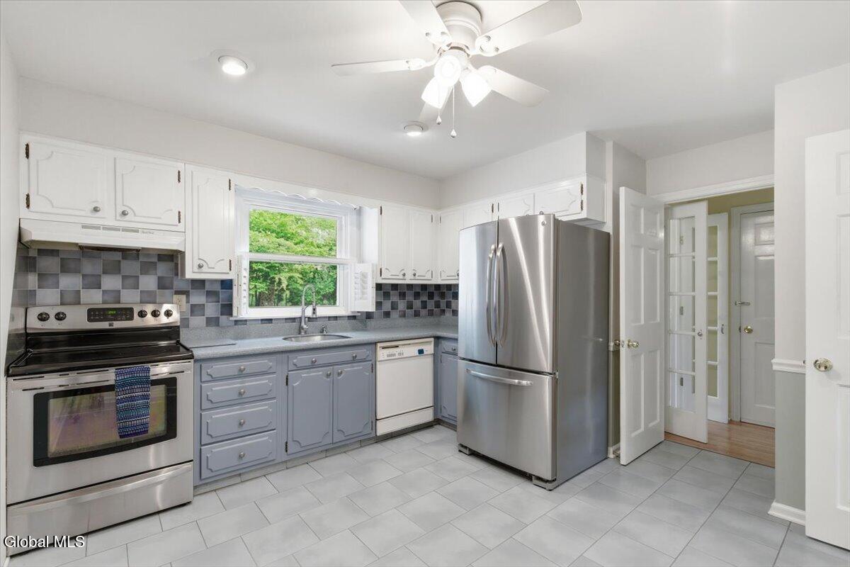 13 Sky Hollow Drive Menands NY 12204