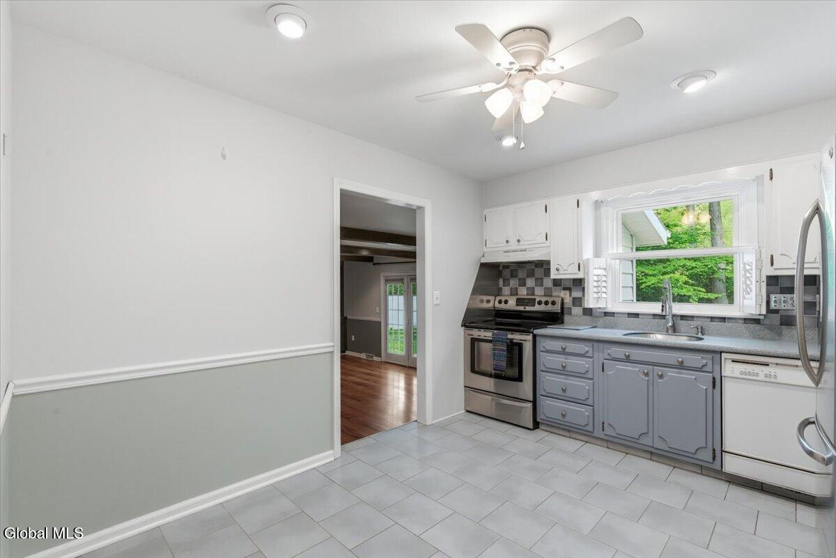 13 Sky Hollow Drive Menands NY 12204