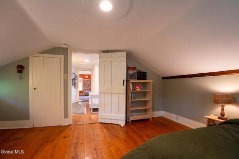 1712 Crescent Road Rexford NY 12148