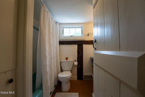 1712 Crescent Road Rexford NY 12148