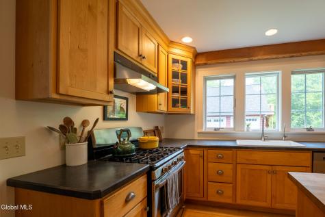 1712 Crescent Road Rexford NY 12148