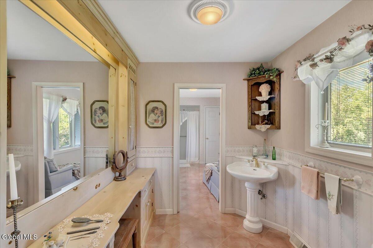 456 S Kelley Road Rotterdam NY 12306