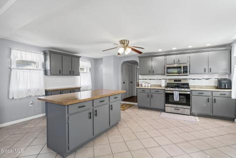 1321 Helderberg Avenue Schenectady NY 12306