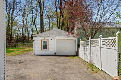 1321 Helderberg Avenue Schenectady NY 12306