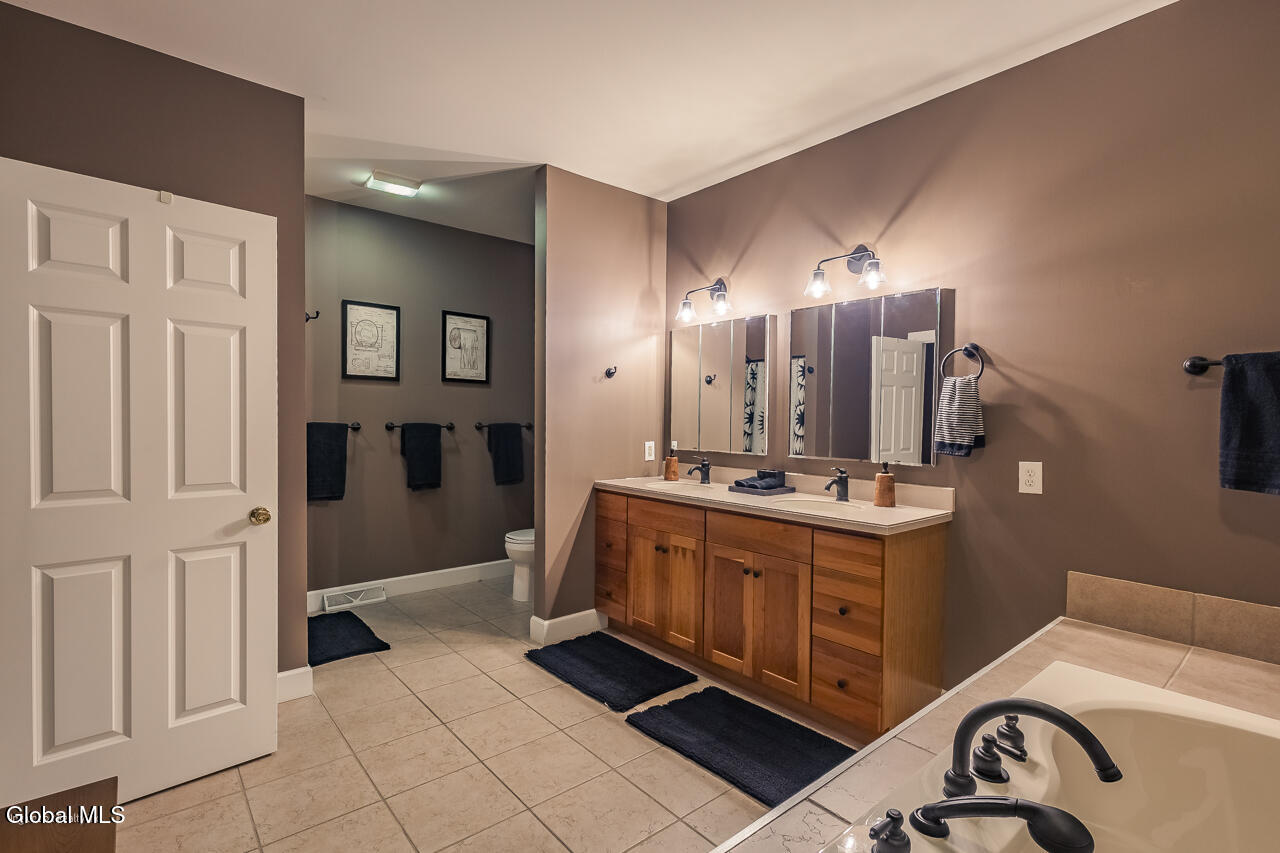 2 Leeward Lane Saratoga Springs NY 12866