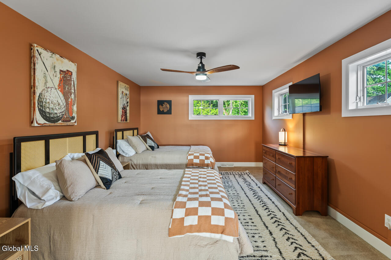 2 Leeward Lane Saratoga Springs NY 12866