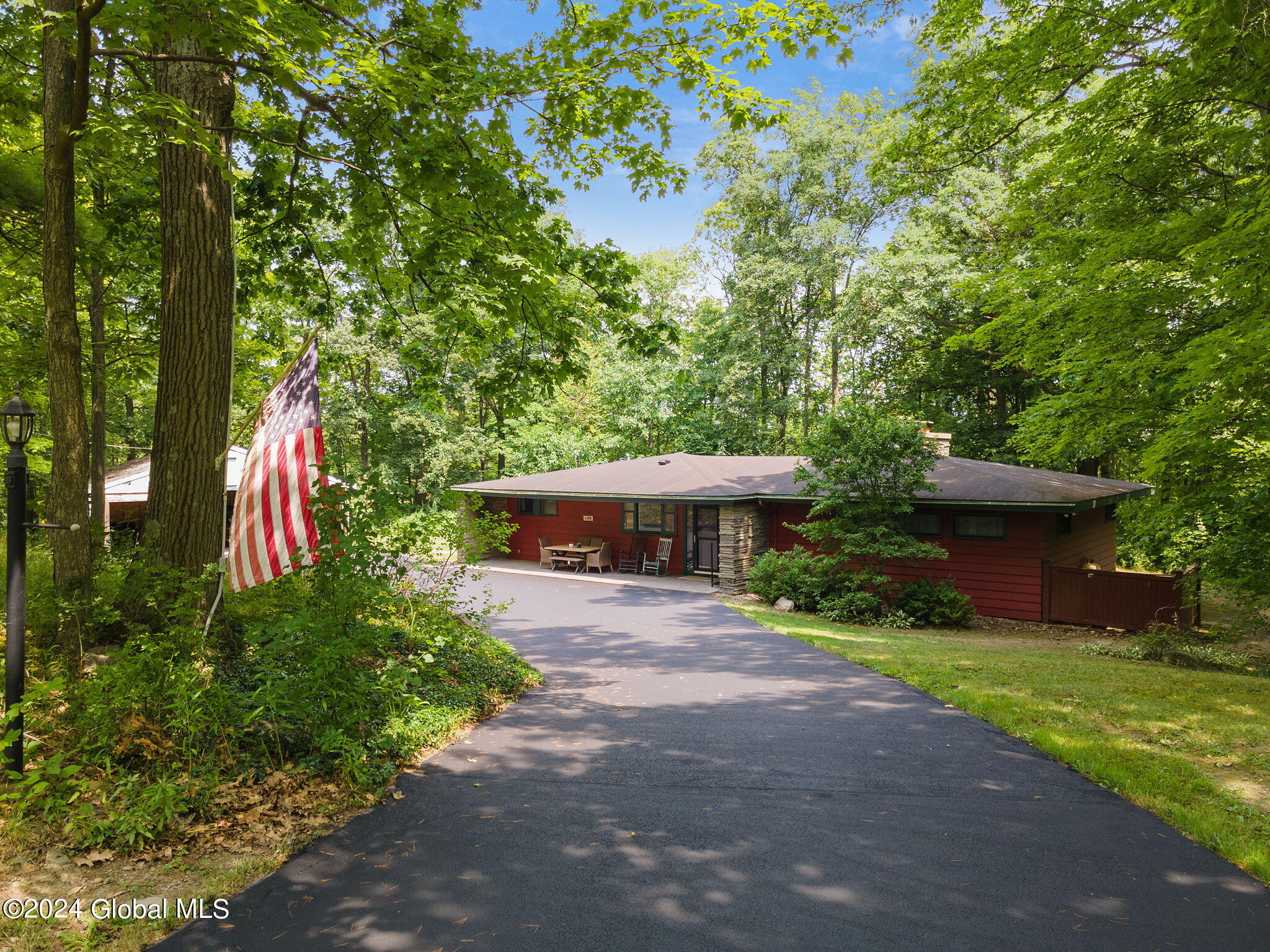 213 Main Street Altamont NY 12009