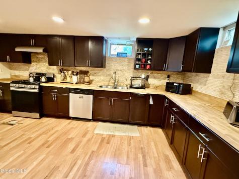 1631 S Old Post Road Castleton On Hudson NY 12033