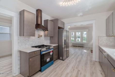 22 Fairlawn Avenue Albany NY 12203