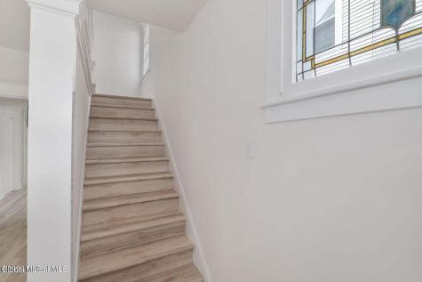 22 Fairlawn Avenue Albany NY 12203