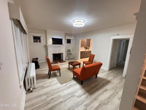 22 Fairlawn Avenue Albany NY 12203