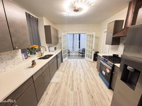 22 Fairlawn Avenue Albany NY 12203