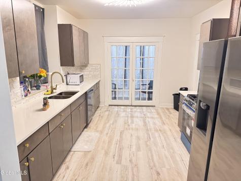 22 Fairlawn Avenue Albany NY 12203