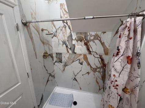 22 Fairlawn Avenue Albany NY 12203