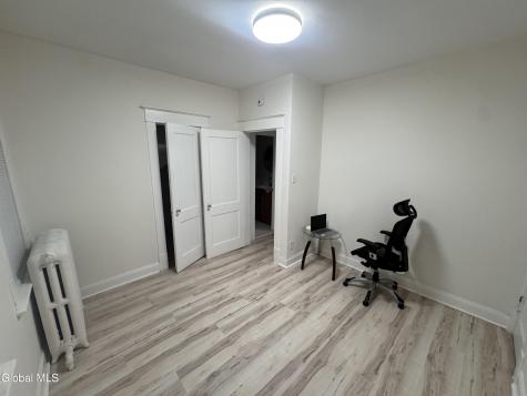 22 Fairlawn Avenue Albany NY 12203