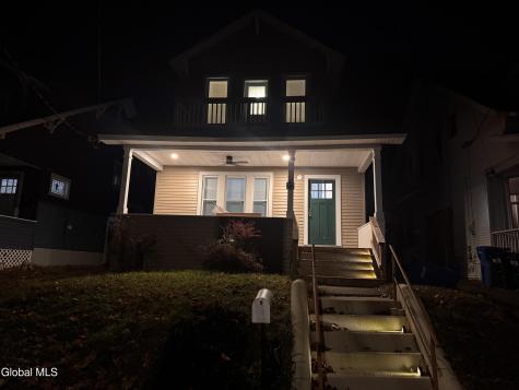 22 Fairlawn Avenue Albany NY 12203