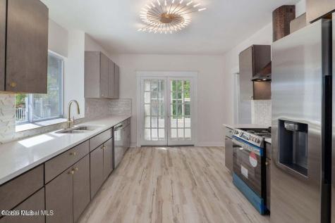 22 Fairlawn Avenue Albany NY 12203