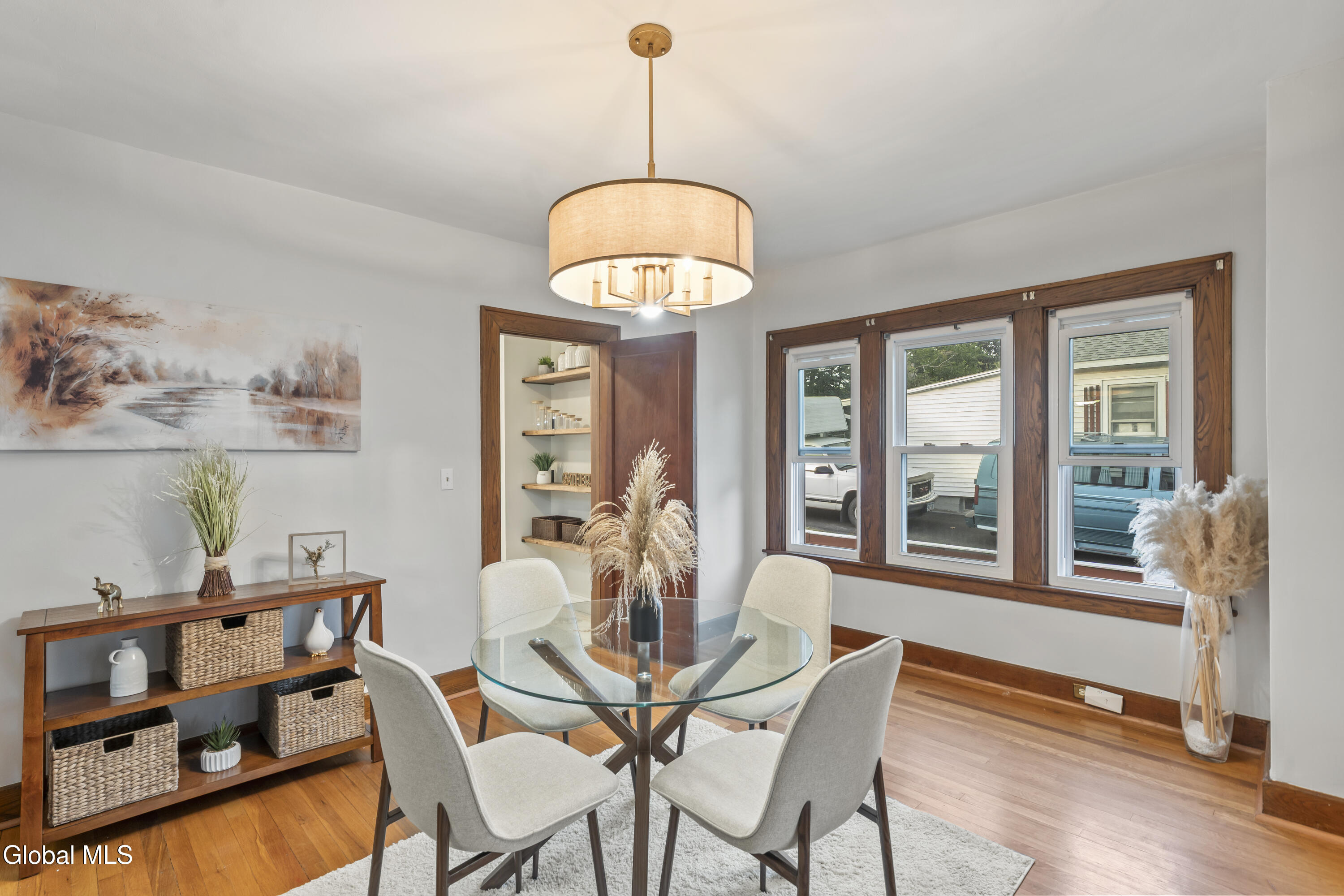 12 Poplar Street Colonie NY 12205