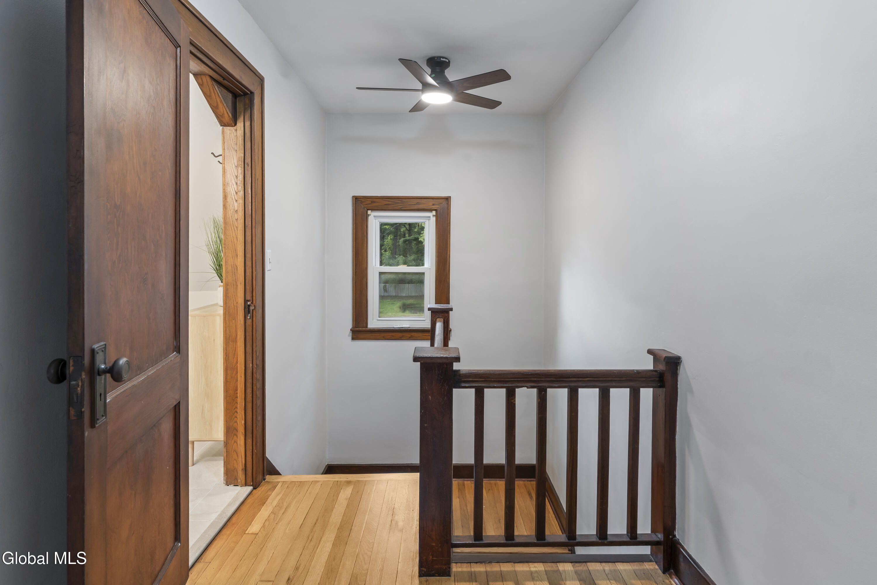12 Poplar Street Colonie NY 12205