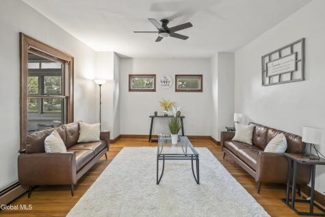 12 Poplar Street Colonie NY 12205