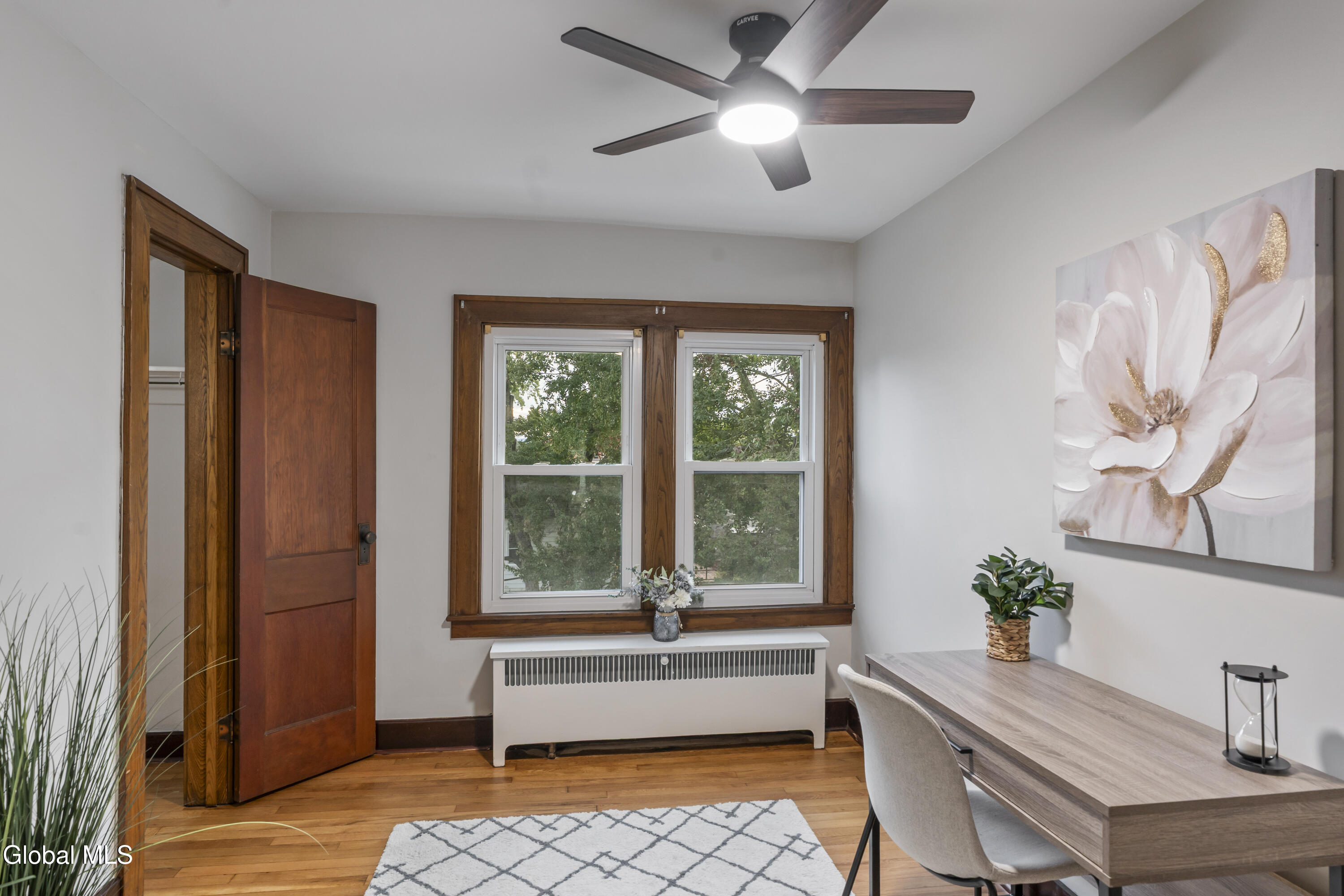 12 Poplar Street Colonie NY 12205