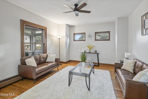 12 Poplar Street Colonie NY 12205